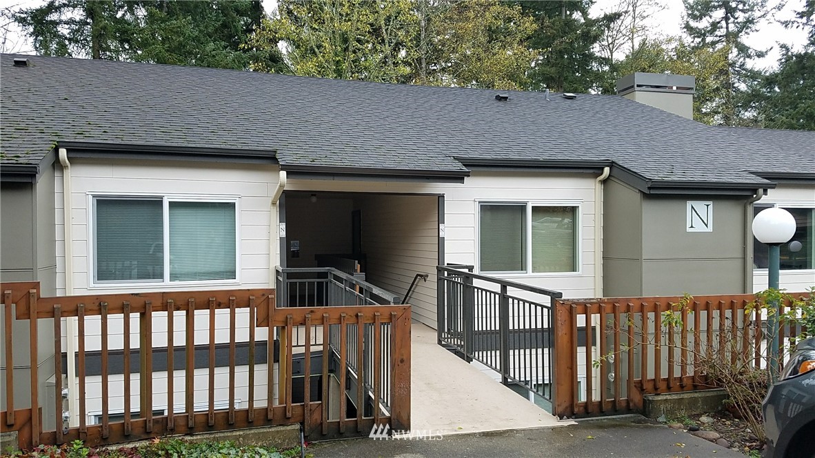 31500 33rd Place Southwest, Unit N 202 Federal Way, WA 98023 - Photo 2 of 14
