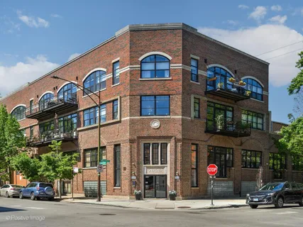 $999,000 | 1201 West Wrightwood Avenue, Unit 7, Chicago, IL 60614