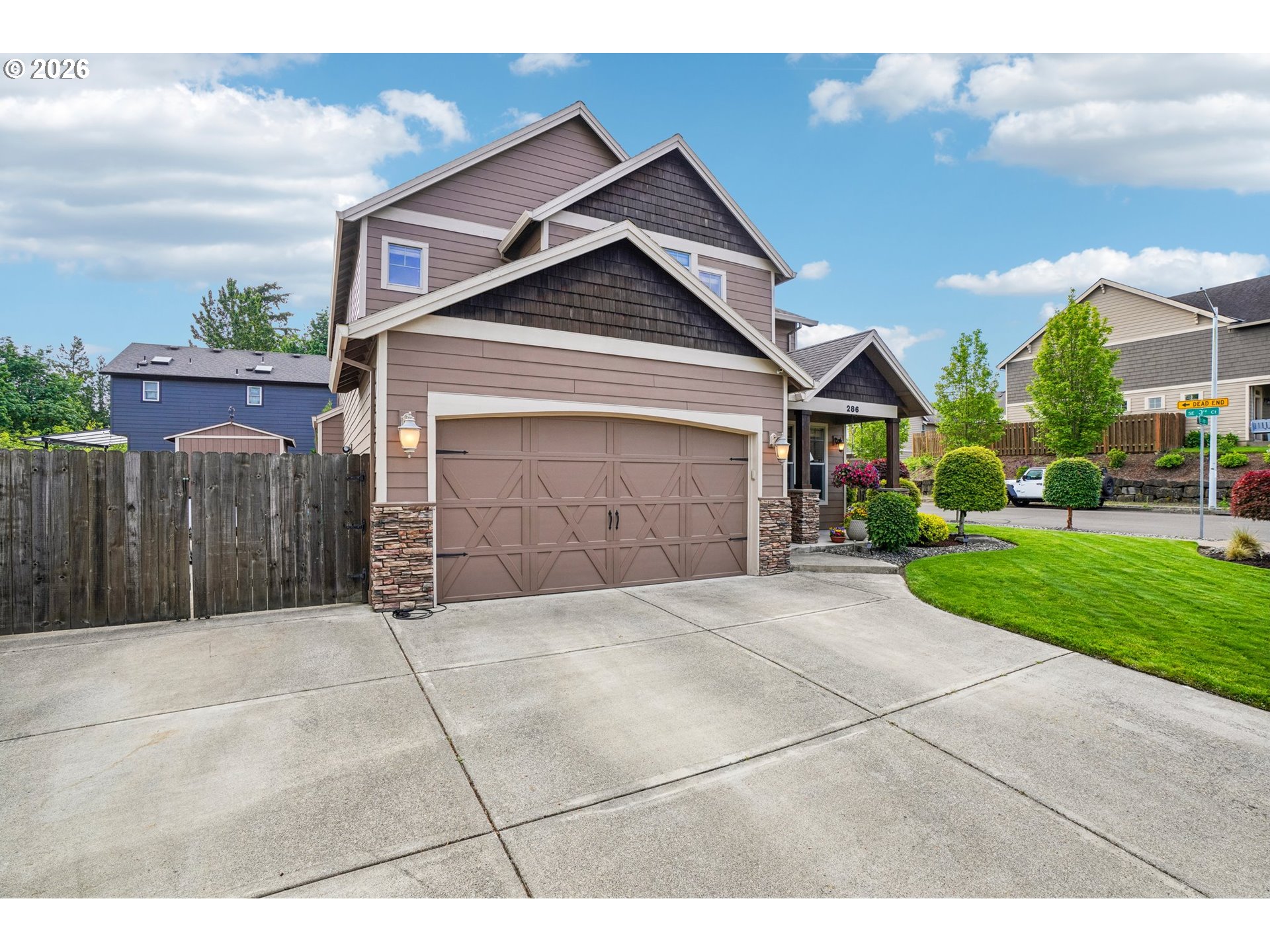 286 Southeast Condor Drive Gresham, OR 97080 - Photo 2 of 48