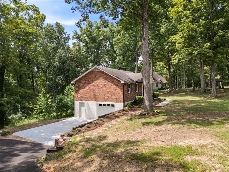 5913 Huffman Road Goodlettsville, TN 37072 - Photo 7 of 40 Gallery Image 7