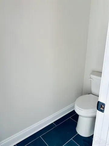 $349,998 | 7917 Twin Lake Drive, Milton, FL 32583