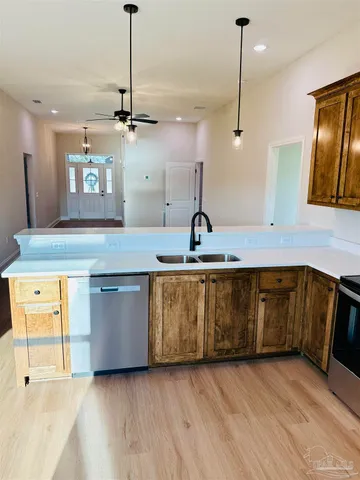 $349,998 | 7917 Twin Lake Drive, Milton, FL 32583