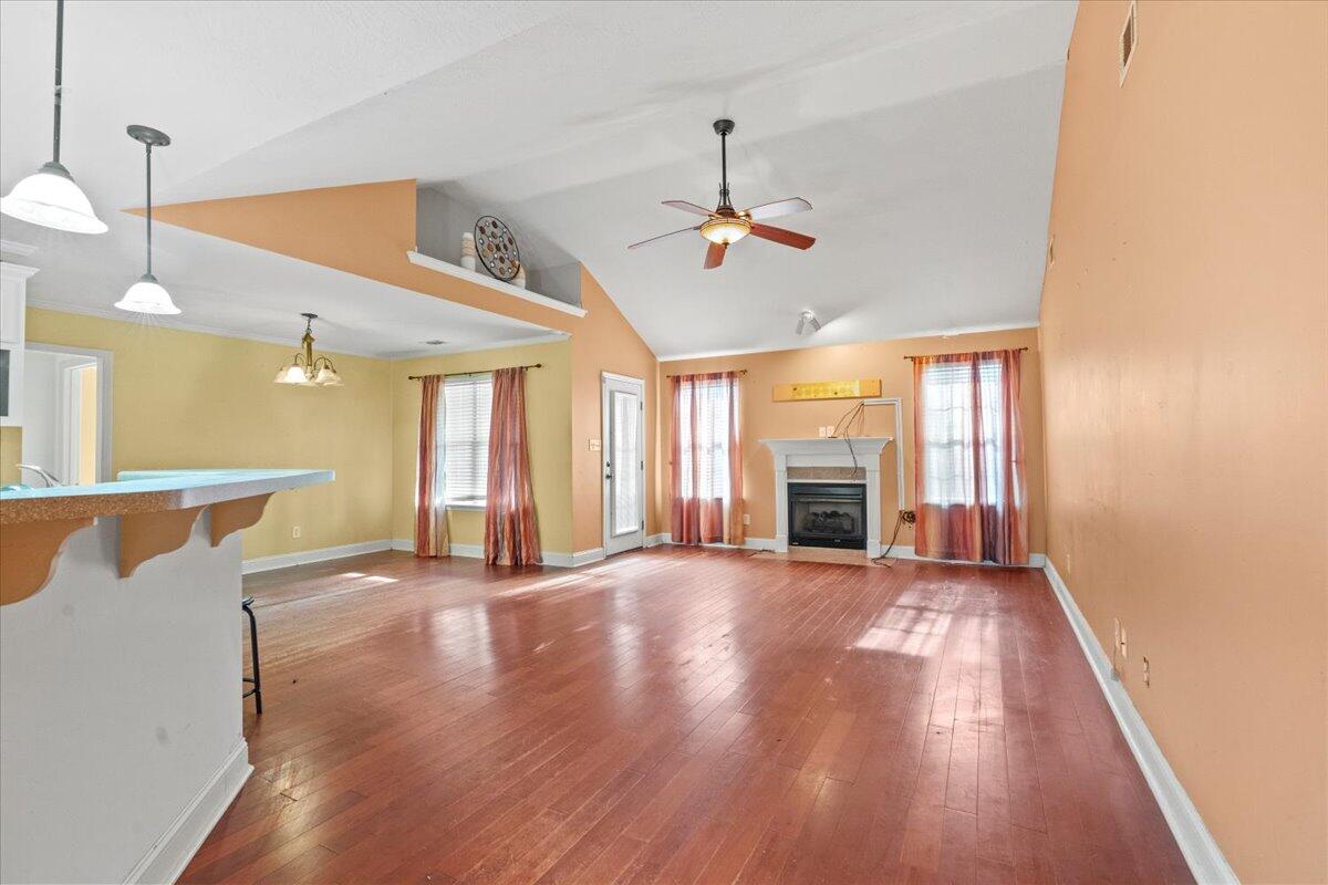 976 Cannock Street Grovetown, GA 30813 - Photo 13 of 33 13-Living Room