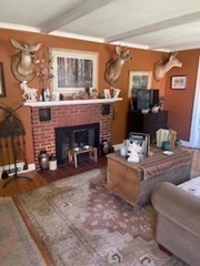 374 Wilbraham Road Hampden, MA 01036 - Photo 5 of 28 Gallery Image 5