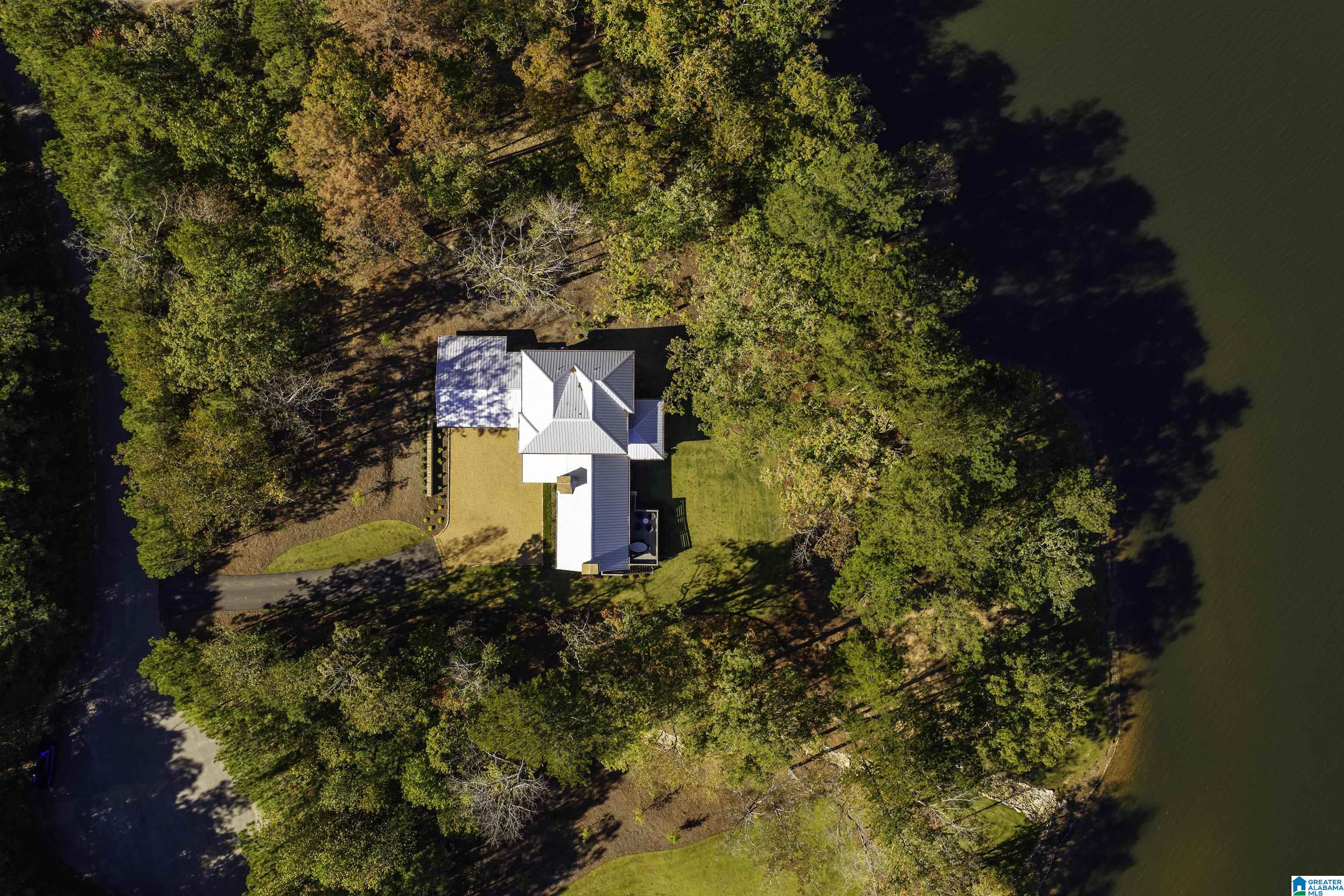 175 Saunders Bridge Road Sterrett, AL 35147 - Photo 4 of 86