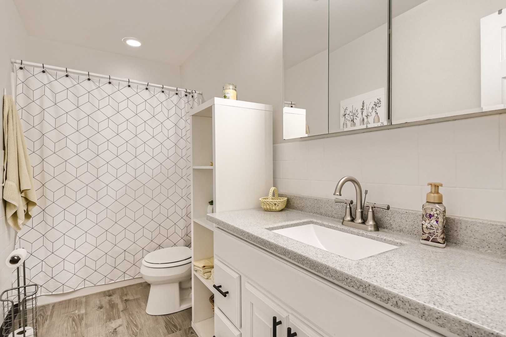 19420 Wolf Road Mokena, IL 60448 - Photo 23 of 32 a bathroom with a granite countertop sink and a toilet