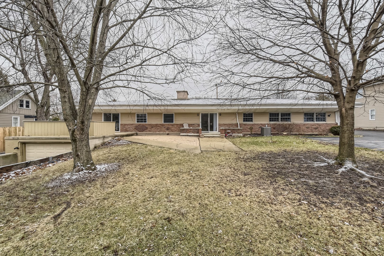 19420 Wolf Road Mokena, IL 60448 - Photo 32 of 32 front view of a house with a yard