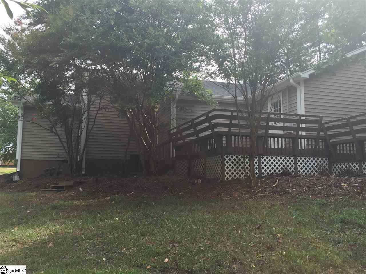 421 CCC Camp Road Greer, SC 29651 - Photo 4 of 15 Gallery Image 4