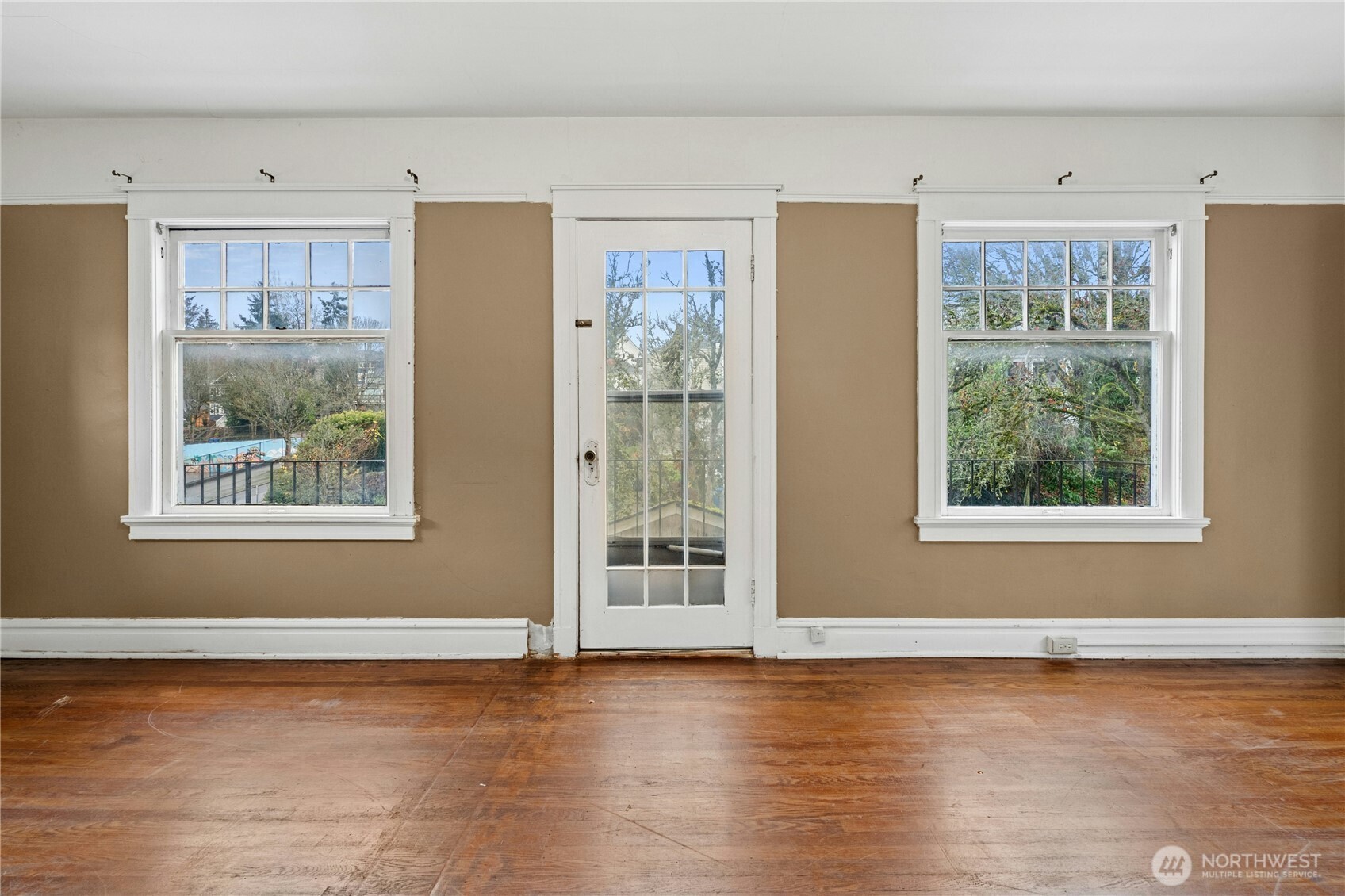 206 32nd Avenue Seattle, WA 98112 - Photo 16 of 27