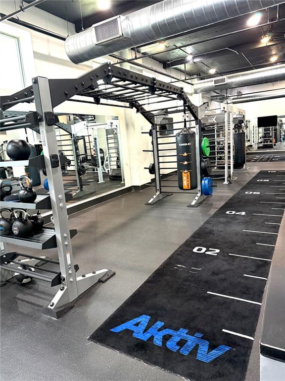 2025 Peachtree Road Northeast, Unit EXECUTIVE Atlanta, GA 30309 - Photo 2 of 10