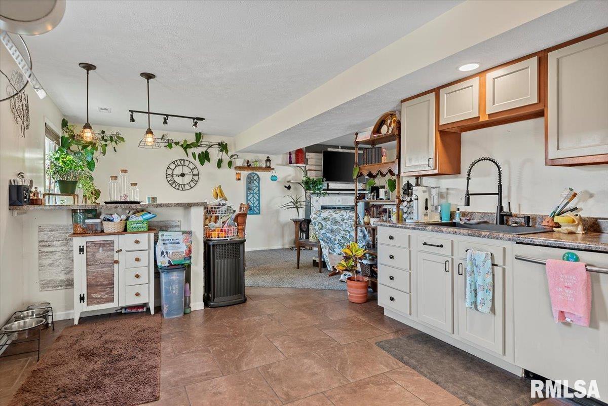 2444 Basil Drive Springfield, IL 62707 - Photo 11 of 26