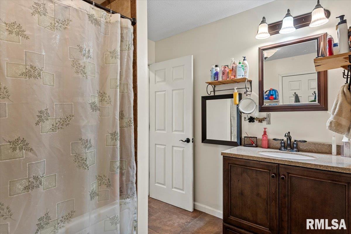 2444 Basil Drive Springfield, IL 62707 - Photo 15 of 26