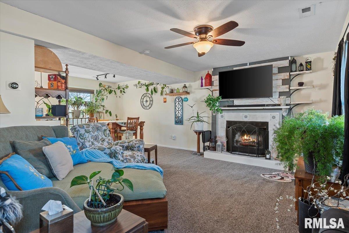 2444 Basil Drive Springfield, IL 62707 - Photo 2 of 26