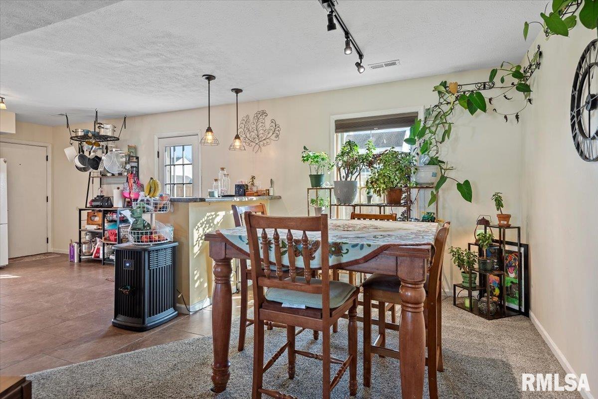 2444 Basil Drive Springfield, IL 62707 - Photo 6 of 26