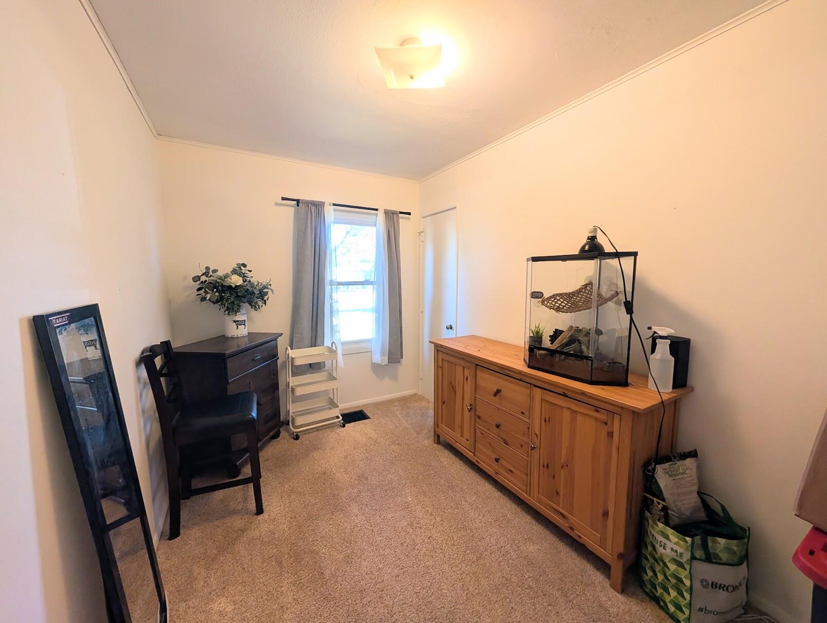 582 Riverside Drive Battle Creek, MI 49015 - Photo 21 of 24 PXL_20251016_194648765~2