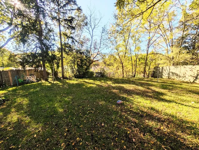 $173,900 | 582 Riverside Drive, Battle Creek, MI 49015