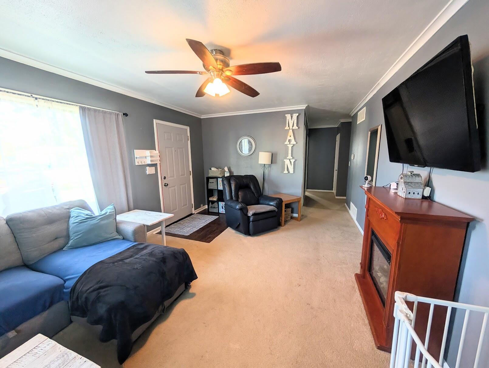 582 Riverside Drive Battle Creek, MI 49015 - Photo 8 of 24 PXL_20251016_195059395~2