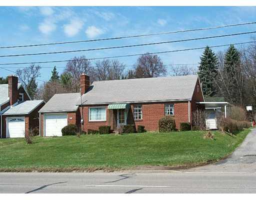 949 Freeport Road Natrona Heights, PA 15065 - Photo 1 of 8 Exterior Front.