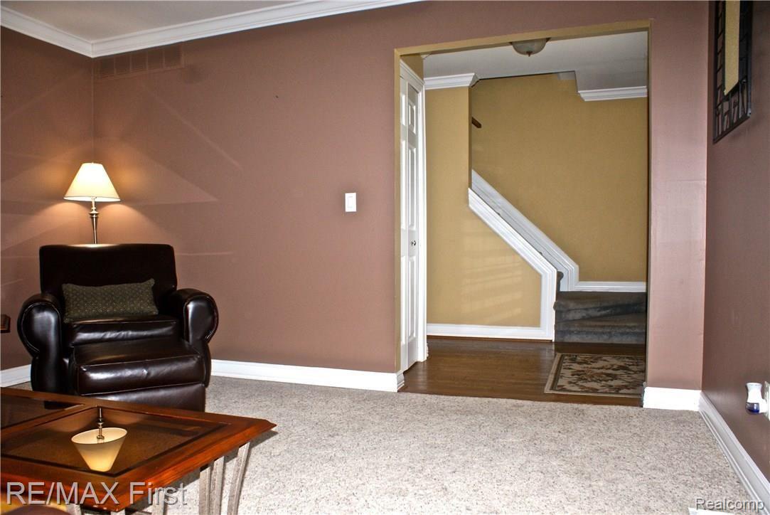 1399 West Fairview Lane Rochester, MI 48306 - Photo 7 of 46 DSC09880.JPG