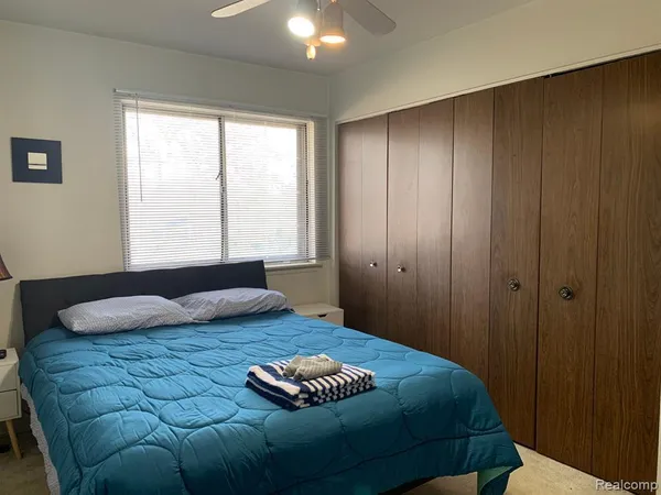 $925 | 22140 Dante Street, Oak Park, MI 48237