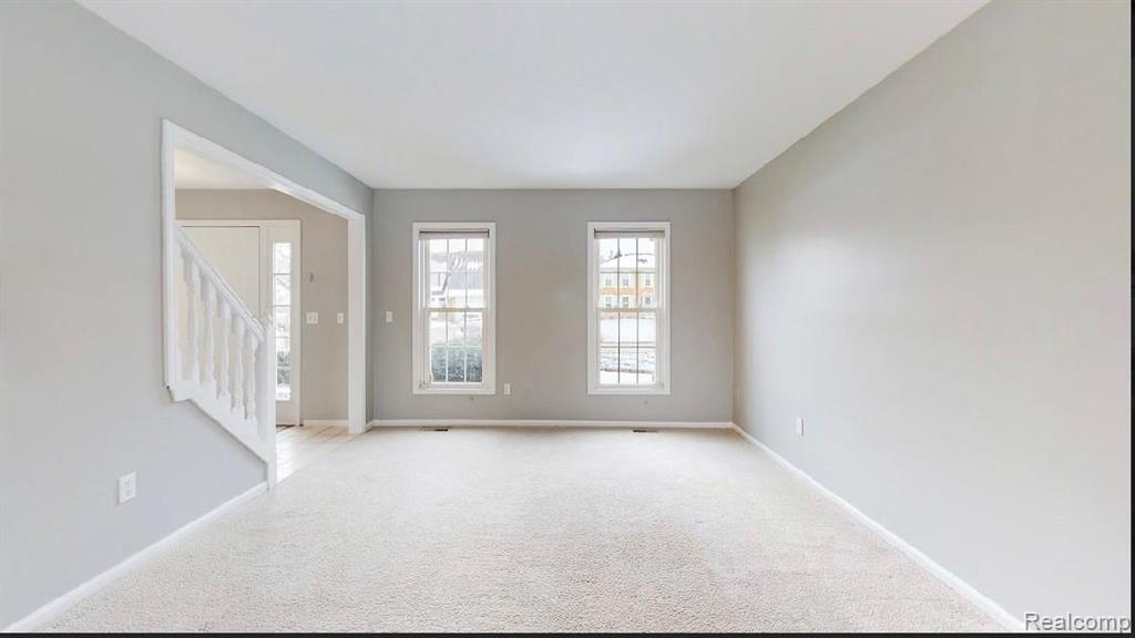 2404 Rancroft Beat Rochester Hills, MI 48306 - Photo 15 of 33