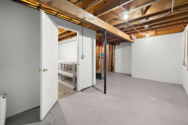 a view of a room with an empty space