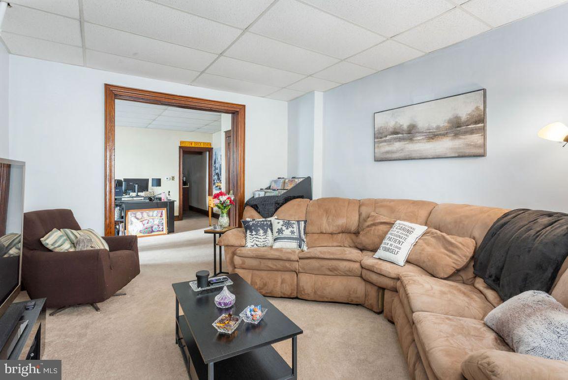 428 Locust Street Hanover, PA 17331 - Photo 2 of 30 Gallery Image 2