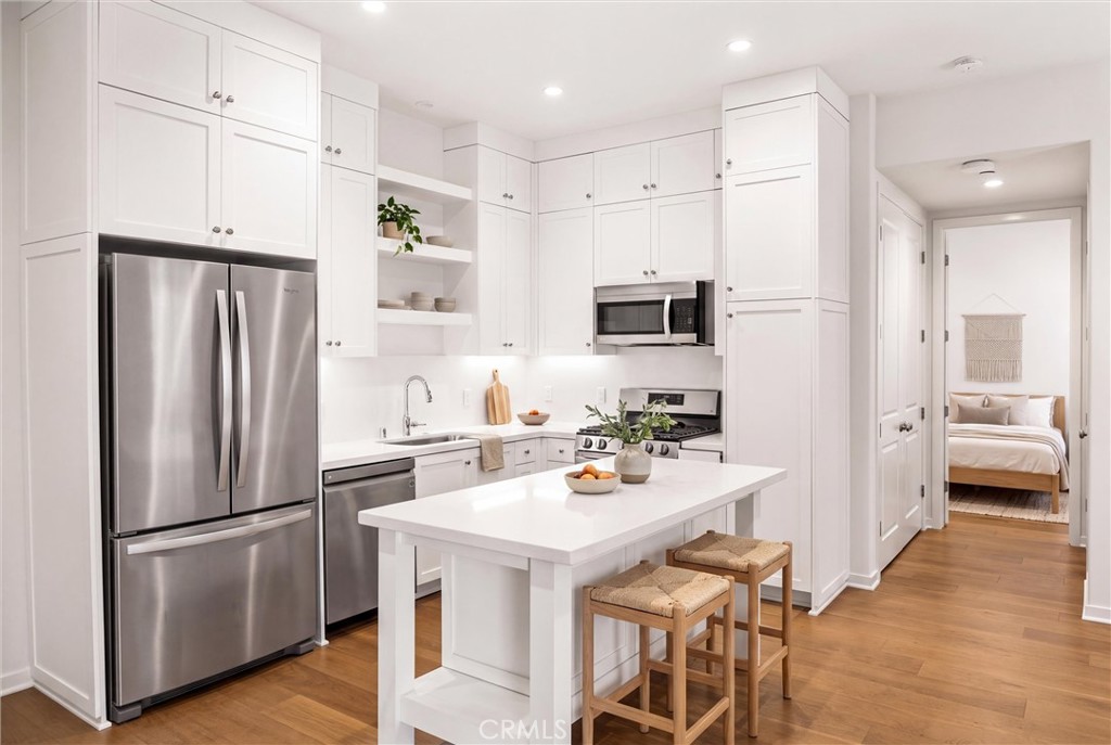 753 Spring Garden Irvine, CA 92618 - Photo 1 of 18 Virtual Staging