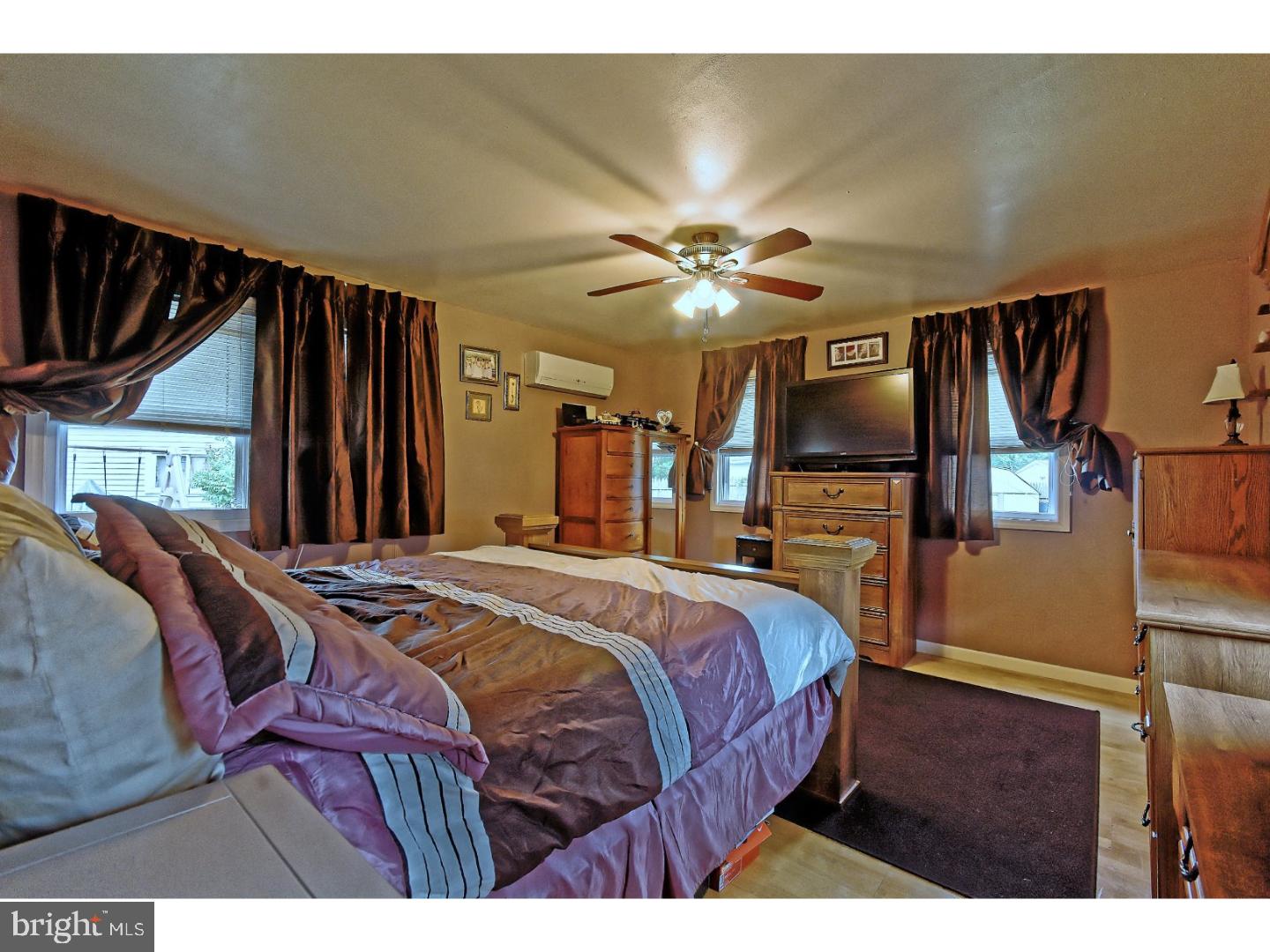 1207 Monmouth Road Deptford, NJ 08096 - Photo 12 of 24 Gallery Image 12