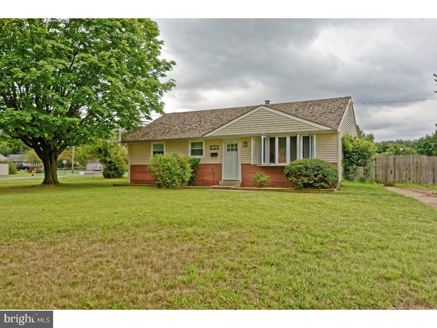 1207 Monmouth Road Deptford, NJ 08096 - Photo 2 of 24 Gallery Image 2