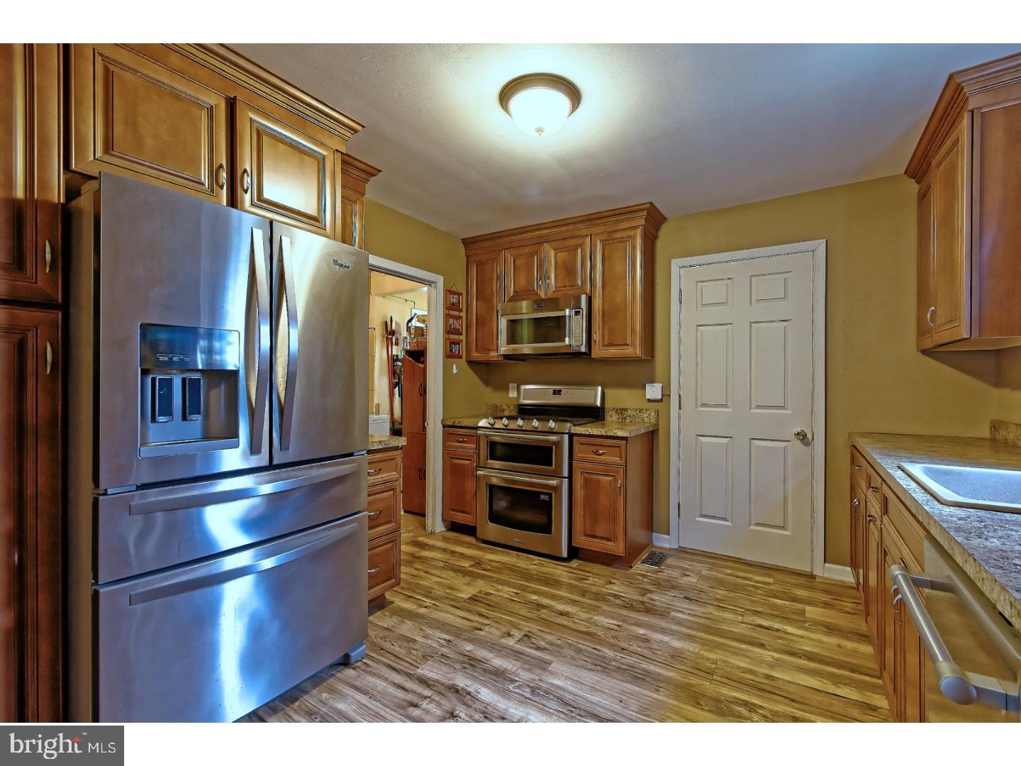 1207 Monmouth Road Deptford, NJ 08096 - Photo 10 of 24 Gallery Image 10