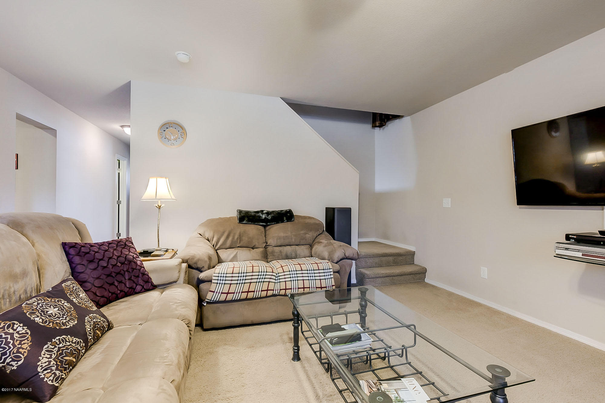 4939 South Pyrite Road Flagstaff, AZ 86005 - Photo 11 of 36 Living Room