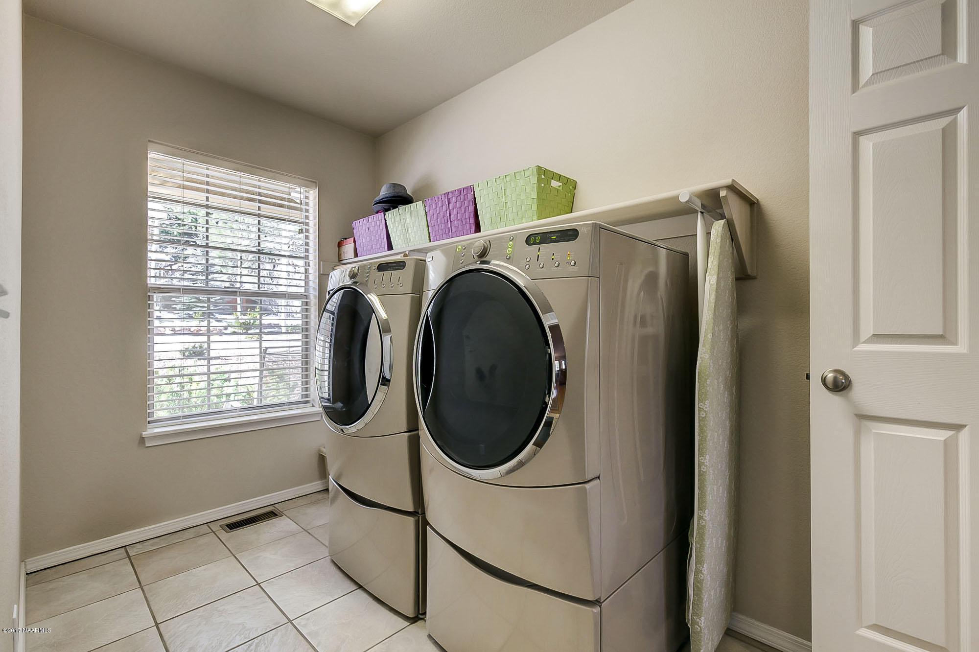 4939 South Pyrite Road Flagstaff, AZ 86005 - Photo 20 of 36 Laundry Room