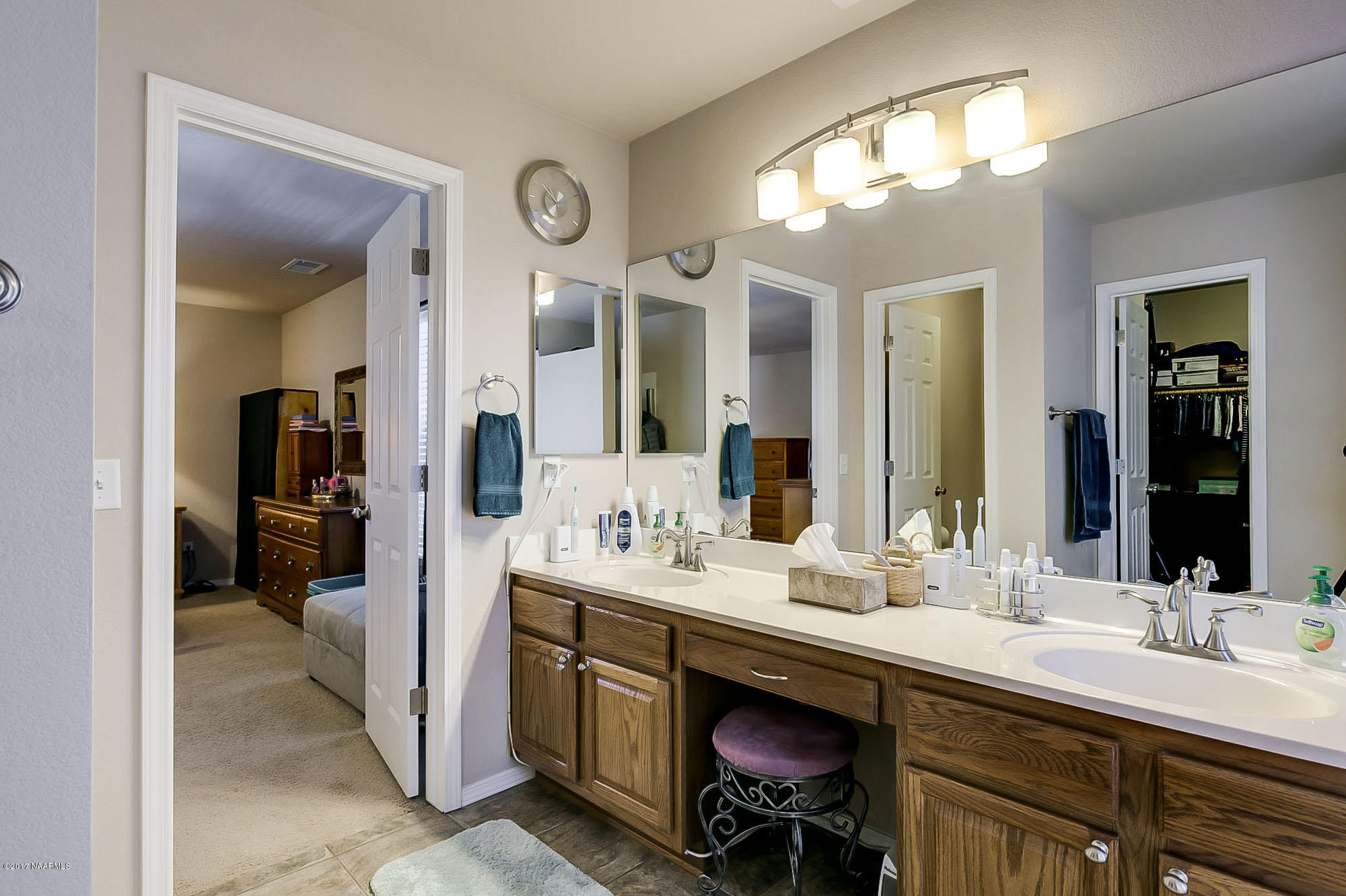 4939 South Pyrite Road Flagstaff, AZ 86005 - Photo 29 of 36 Master Bathroom