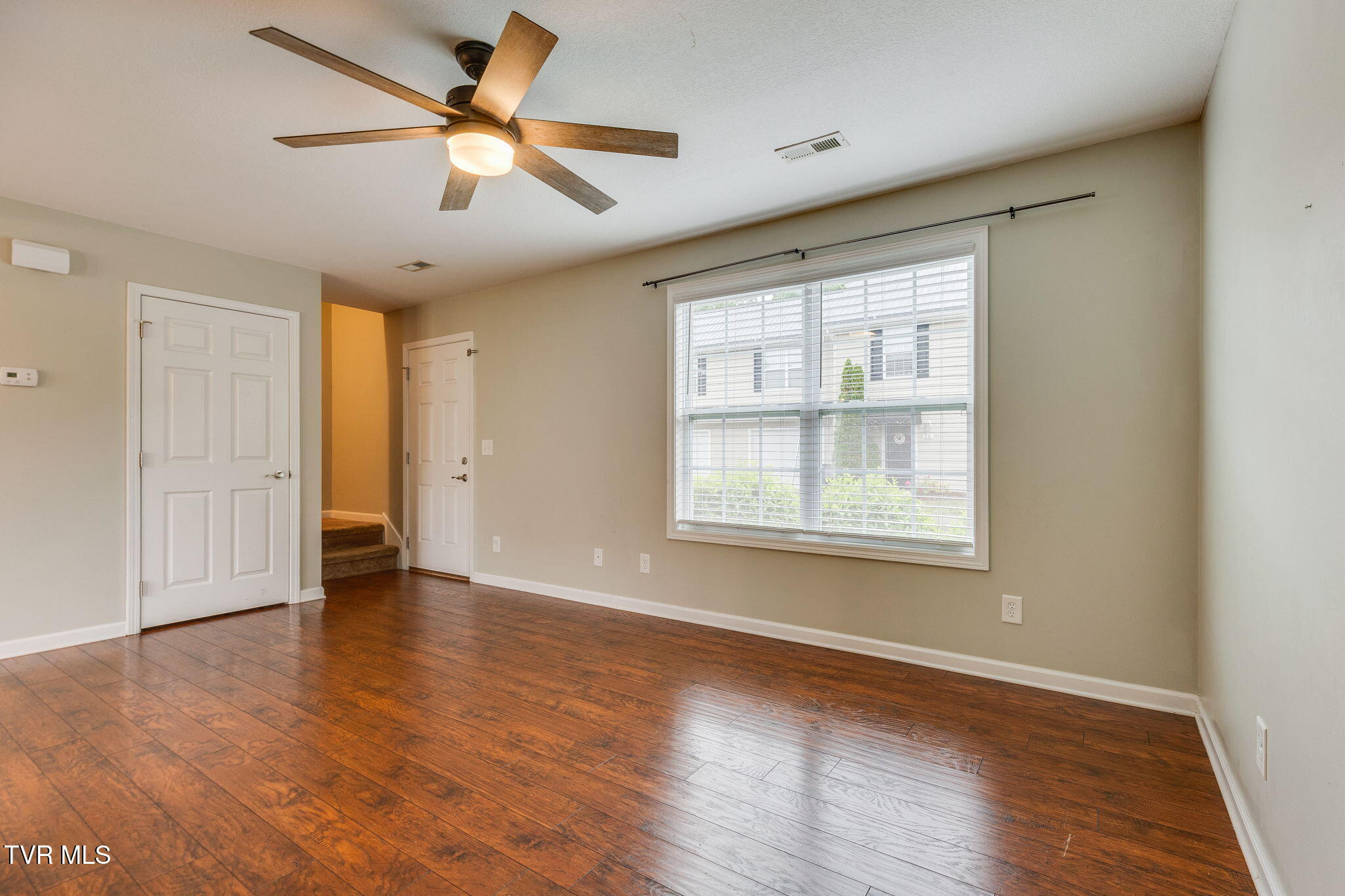396 Jonesboro Road, Unit 35H Piney Flats, TN 37686 - Photo 8 of 28 007