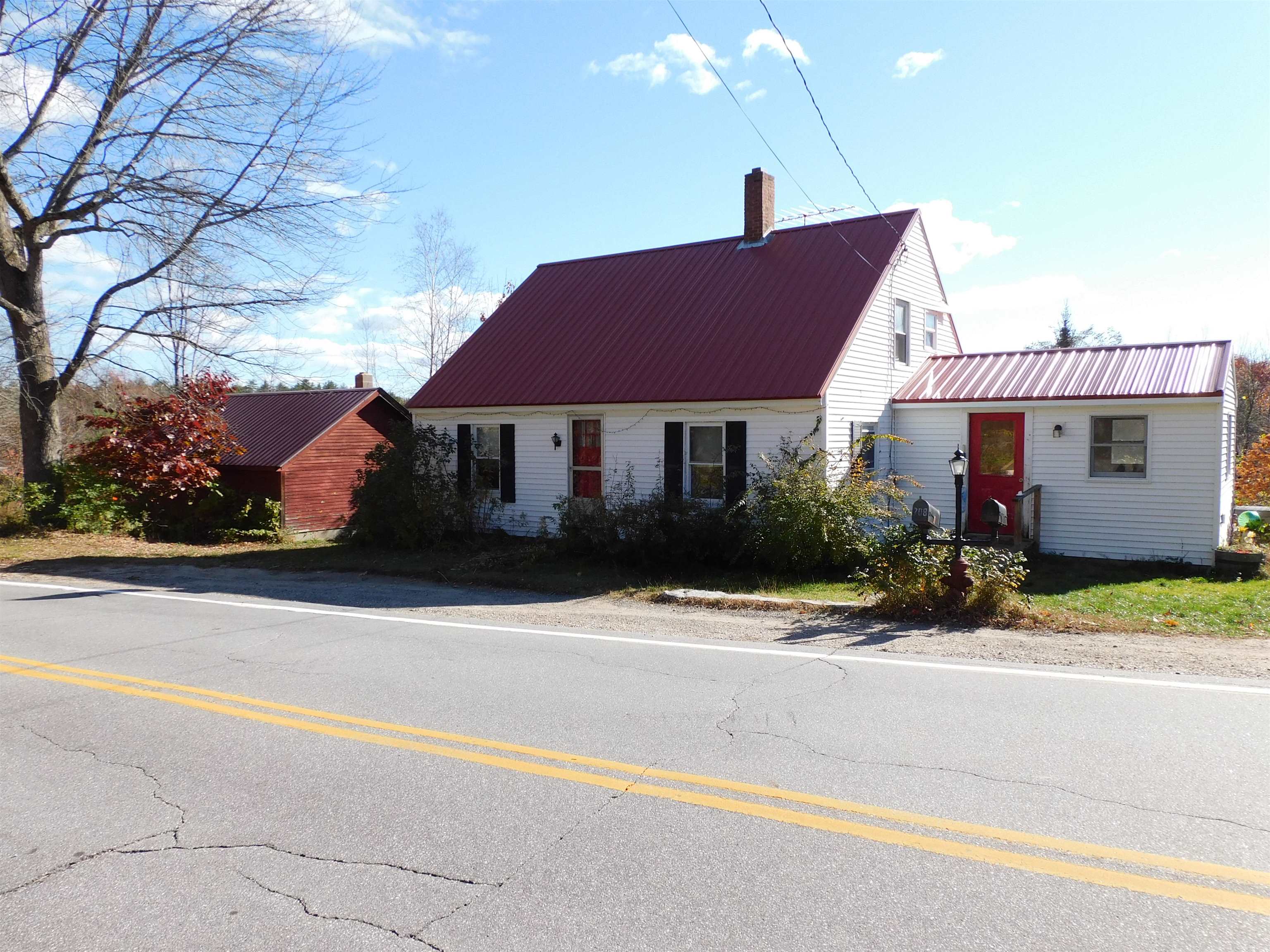 708 Holderness Road Sandwich, NH 03227 - Photo 2 of 27