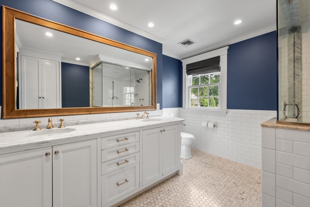 32 Arlington Road Wellesley, MA 02481 - Photo 28 of 42 Gallery Image 28