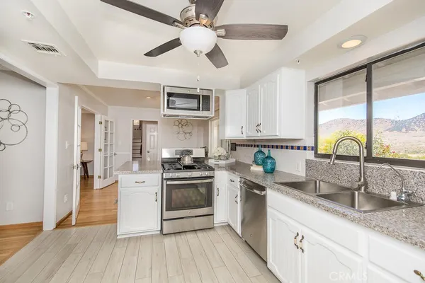 $1,050,000 | 9175 Yucca Hills Road, Agua Dulce, CA 91390
