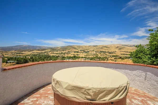$1,050,000 | 9175 Yucca Hills Road, Agua Dulce, CA 91390