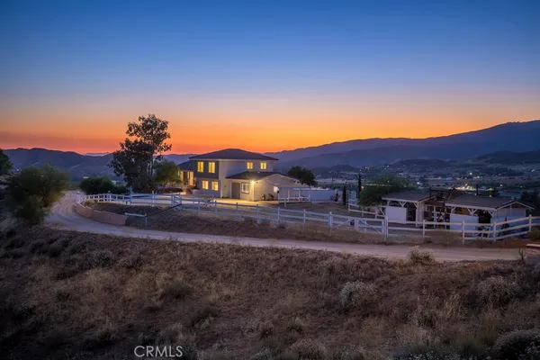 $1,050,000 | 9175 Yucca Hills Road, Agua Dulce, CA 91390