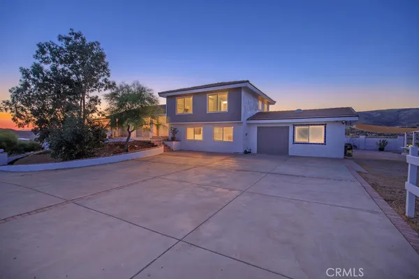 $1,050,000 | 9175 Yucca Hills Road, Agua Dulce, CA 91390