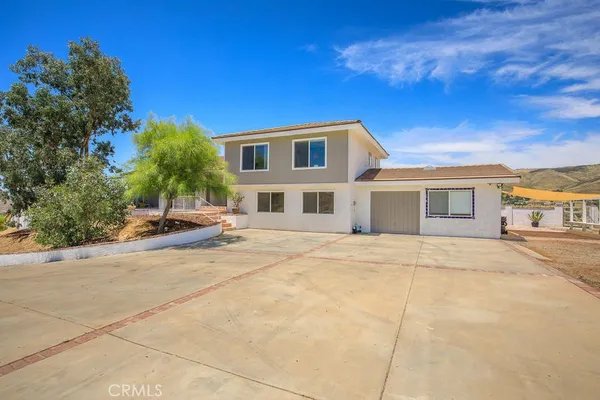 $1,050,000 | 9175 Yucca Hills Road, Agua Dulce, CA 91390