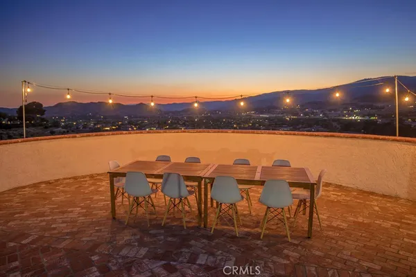 $1,050,000 | 9175 Yucca Hills Road, Agua Dulce, CA 91390