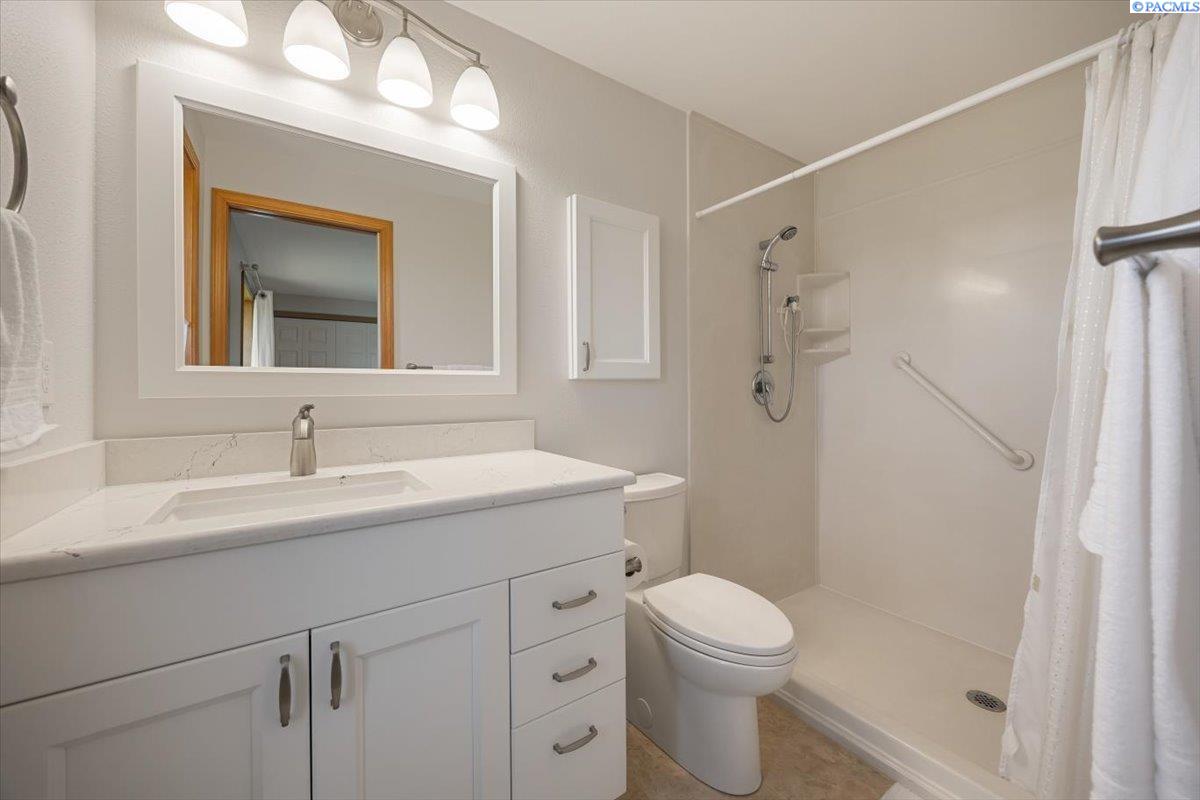 96604 East Clover Road Kennewick, WA 99338 - Photo 34 of 48 Gallery Image 34