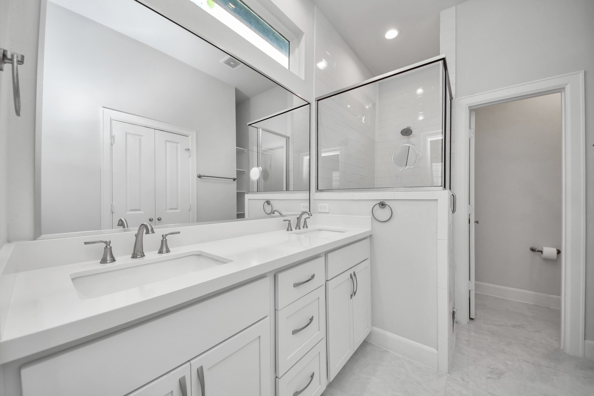 9577 Neuens Road, Unit B Houston, TX 77080 - Photo 23 of 32