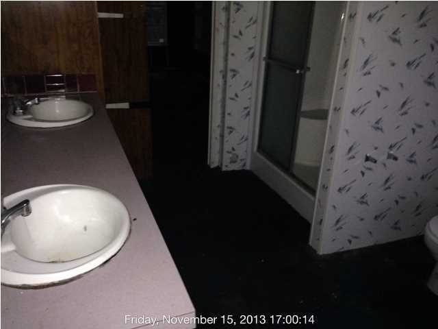 261 Don Graff Road Freeport, FL 32439 - Photo 12 of 20