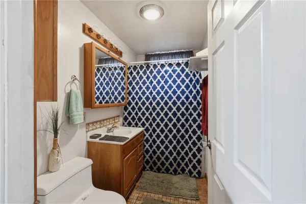 $400,000 | 57 Russell Avenue, East Providence, RI 02914
