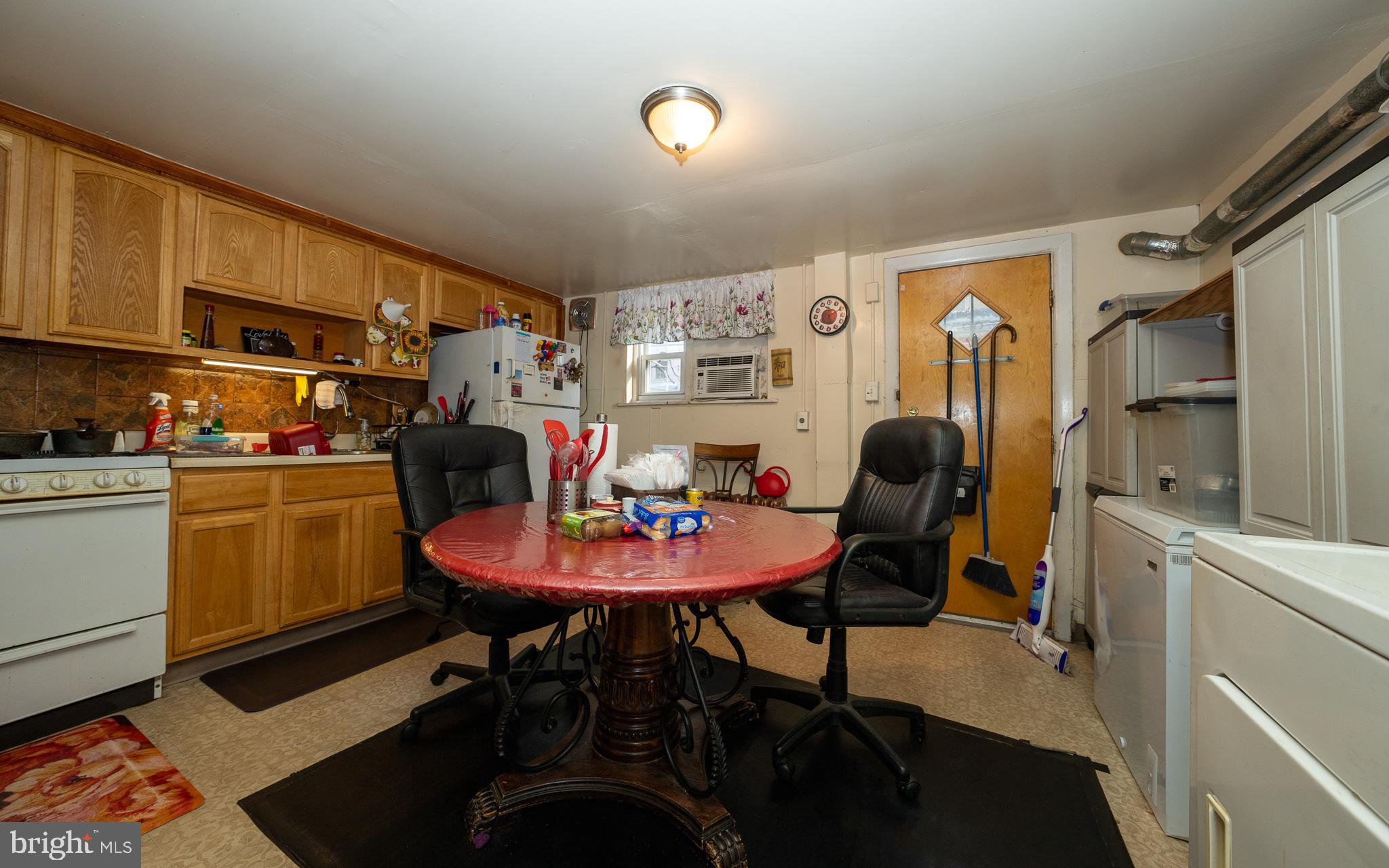 420 Manton Street Philadelphia, PA 19147 - Photo 6 of 14
