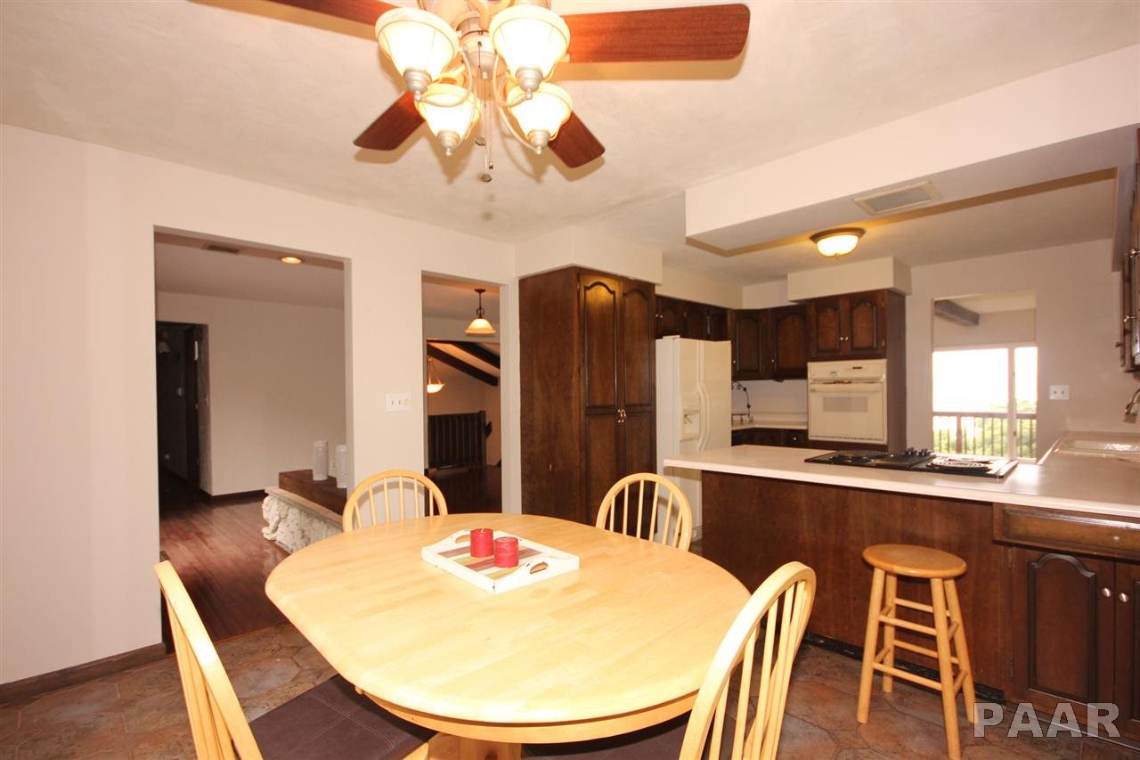 7712 North Derby Road Peoria, IL 61615 - Photo 17 of 33