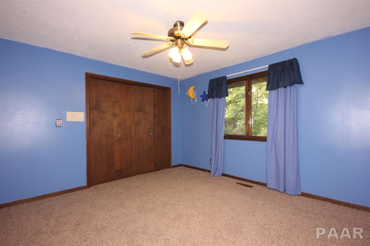 7712 North Derby Road Peoria, IL 61615 - Photo 27 of 33